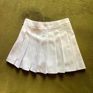 Pleated white tennis skirt